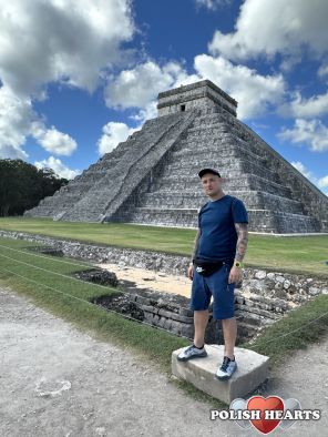 lukaszgloucester lukaszgloucester